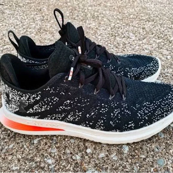 Under Armour Velociti 3- Men’s 9